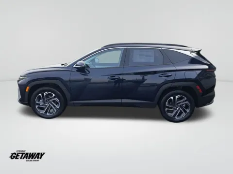 Photos of 2026 Hyundai Tucson Hybrid Limited for sale in Auburn, WA at Auburn Hyundai