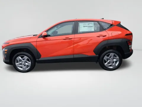 Photos of 2026 Hyundai Kona SE for sale in Auburn, WA at Auburn Hyundai