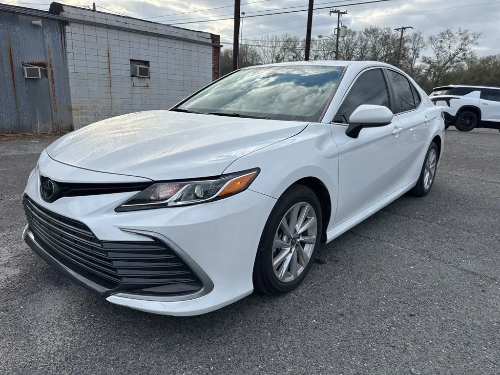 White 2023 Toyota Camry LE for sale in DeRidder, LA
