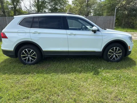 Another view of 2020 Volkswagen Tiguan SE R-Line Black for sale in DeRidder, LA at Hixson Chevrolet of DeRidder