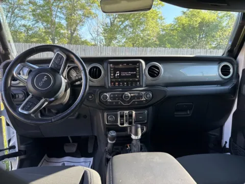 More photos of 2022 Jeep Wrangler Unlimited Sahara at Hixson Chevrolet of DeRidder, LA