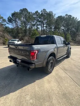More photos of 2020 Ford F-150 Raptor at Hixson Chevrolet of DeRidder, LA