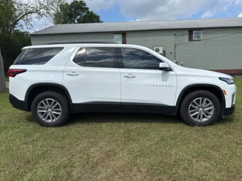 More photos of 2023 Chevrolet Traverse LT Leather at Hixson Chevrolet of DeRidder, LA