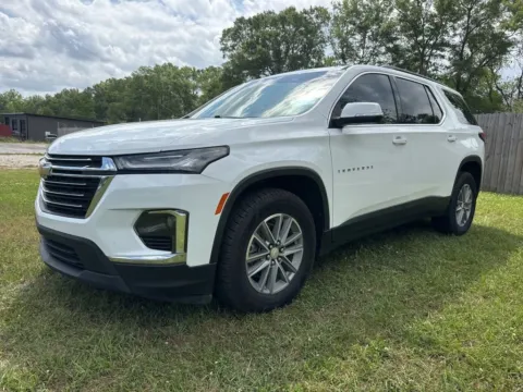 White 2023 Chevrolet Traverse LT Leather for sale in DeRidder, LA