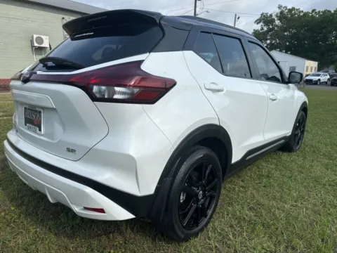 More photos of 2022 Nissan Kicks SR at Hixson Chevrolet of DeRidder, LA