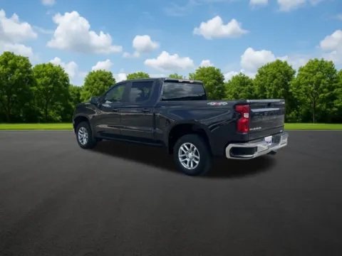 More photos of 2022 Chevrolet Silverado 1500 LT at Hixson Chevrolet of DeRidder, LA
