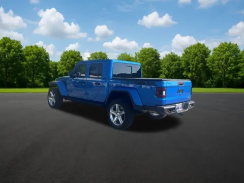 More photos of 2024 Jeep Gladiator Nighthawk at Hixson Chevrolet of DeRidder, LA