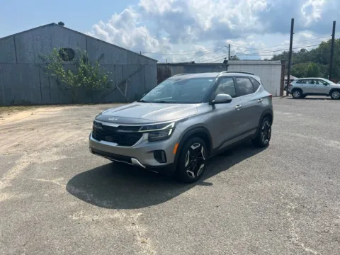 Photos of 2024 Kia Seltos SX for sale in DeRidder, LA at Hixson Chevrolet of DeRidder