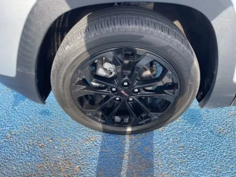 Another view of 2022 GMC Terrain SLT for sale in Alexandria, LA at Hixson Autoplex of Alexandria Ford