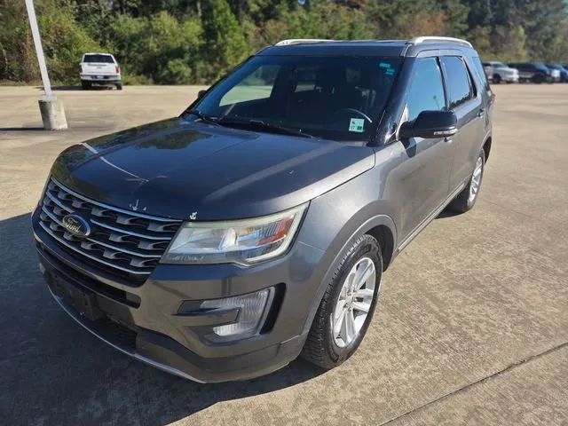 Gray 2017 Ford Explorer XLT for sale in Leesville, LA