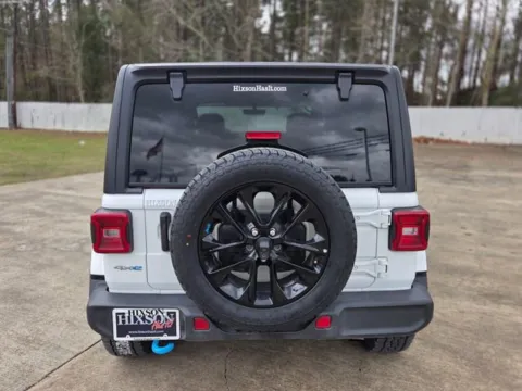 More photos of 2022 Jeep Wrangler Unlimited Sahara 4xe at Hixson Ford Leesville, LA
