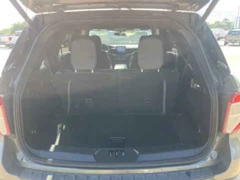 More photos of 2020 Ford Explorer XLT at Hixson Ford Leesville, LA