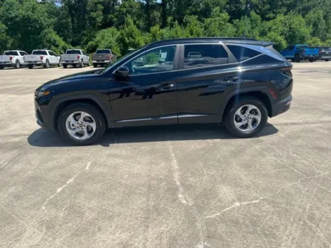 Photos of 2022 Hyundai Tucson SEL for sale in Leesville, LA at Hixson Ford Leesville