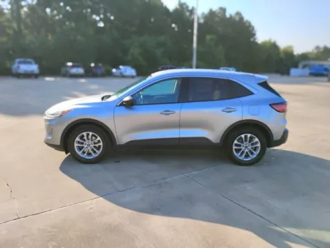 Photos of 2022 Ford Escape SE for sale in Leesville, LA at Hixson Ford Leesville