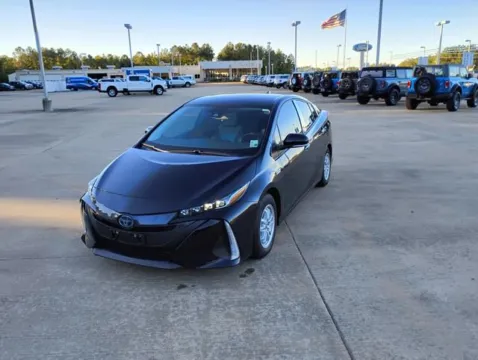 Black 2021 Toyota Prius Prime LE for sale in Leesville, LA