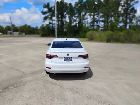 More photos of 2019 Volkswagen Jetta S at Hixson Ford Leesville, LA