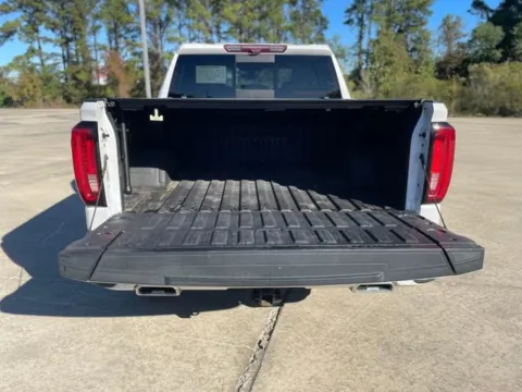More photos of 2021 GMC Sierra 1500 Denali at Hixson Ford Leesville, LA