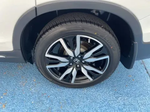 More photos of 2019 Honda Pilot Touring 7-Passenger at Hixson Autoplex of Alexandria Ford, LA