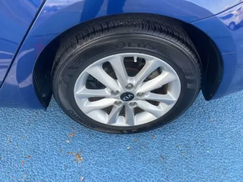 More photos of 2017 Kia Forte LX at Hixson Autoplex of Alexandria Ford, LA