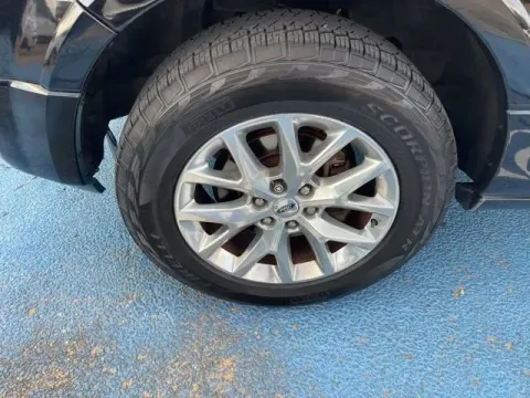 Another view of 2016 Ford Expedition EL Limited for sale in Alexandria, LA at Hixson Autoplex of Alexandria Ford