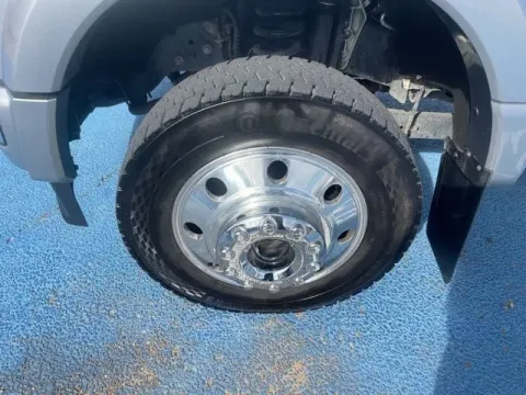 Another view of 2024 Ford Super Duty F-450 DRW Platinum for sale in Alexandria, LA at Hixson Autoplex of Alexandria Ford