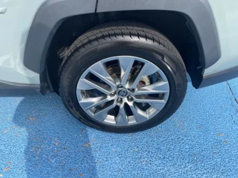 More photos of 2022 Toyota RAV4 XLE Premium at Hixson Autoplex of Alexandria Ford, LA