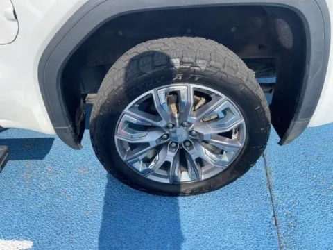 More photos of 2022 GMC Sierra 1500 Denali at Hixson Autoplex of Alexandria Ford, LA