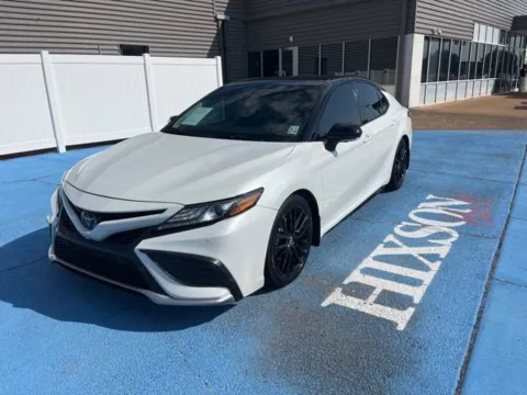 White 2022 Toyota Camry XSE V6 for sale in Alexandria, LA