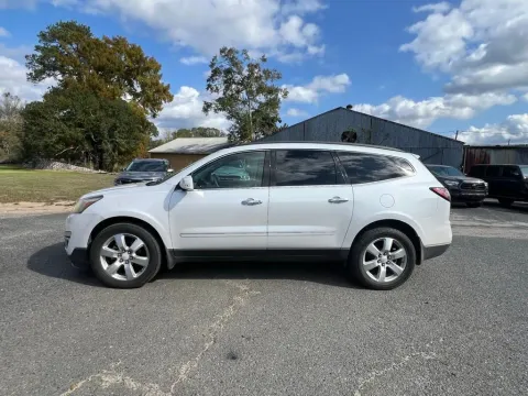 More photos of 2016 Chevrolet Traverse LTZ at Hixson Chevrolet of DeRidder, LA