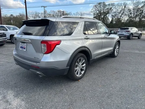 More photos of 2022 Ford Explorer Limited at Hixson Chevrolet of DeRidder, LA