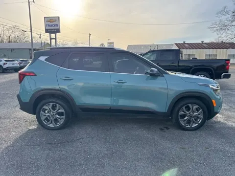 More photos of 2024 Kia Seltos S at Hixson Chevrolet of DeRidder, LA