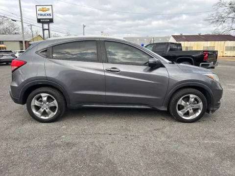 More photos of 2017 Honda HR-V EX-L Navi at Hixson Chevrolet of DeRidder, LA