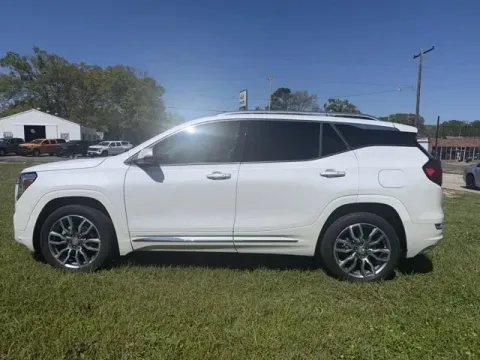 More photos of 2024 GMC Terrain Denali at Hixson Chevrolet of DeRidder, LA