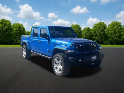Photos of 2024 Jeep Gladiator Nighthawk for sale in DeRidder, LA at Hixson Chevrolet of DeRidder