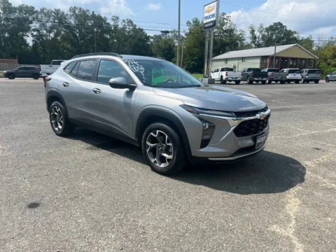 Gray 2024 Chevrolet Trax LT for sale in DeRidder, LA