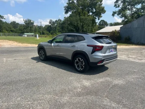 More photos of 2024 Chevrolet Trax LT at Hixson Chevrolet of DeRidder, LA