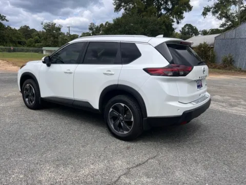 More photos of 2024 Nissan Rogue SV at Hixson Chevrolet of DeRidder, LA