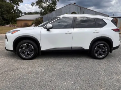 More photos of 2024 Nissan Rogue SV at Hixson Chevrolet of DeRidder, LA