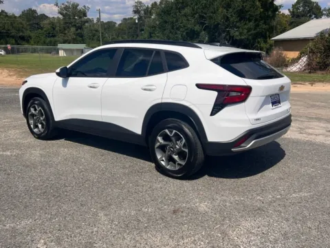More photos of 2025 Chevrolet Trax LT at Hixson Chevrolet of DeRidder, LA