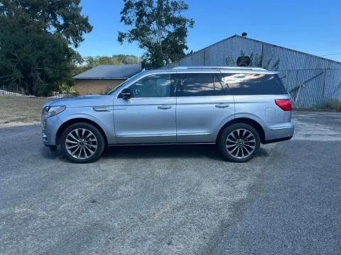 More photos of 2020 Lincoln Navigator Reserve at Hixson Chevrolet of DeRidder, LA