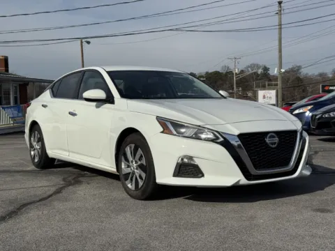 White 2020 NISSAN ALTIMA S for sale in Knoxville, TN