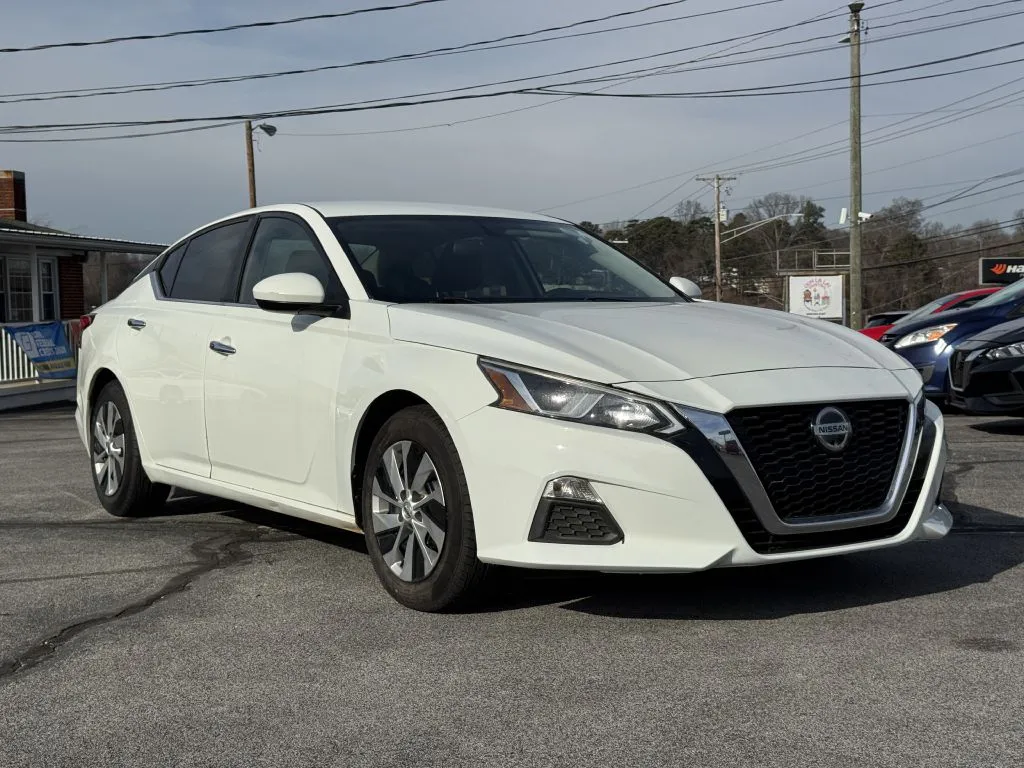 2020 Nissan Altima