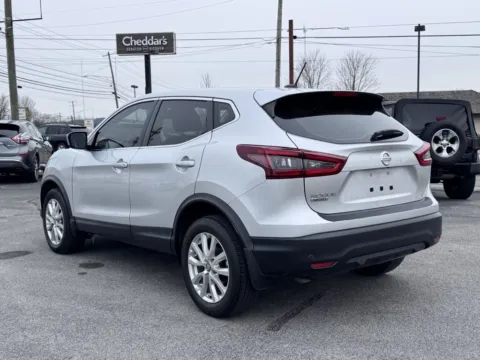 More photos of 2021 NISSAN ROGUE SPORT S at Hilltop Car Sales, TN