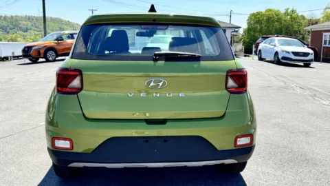 More photos of 2022 HYUNDAI VENUE SE at Hilltop Car Sales, TN