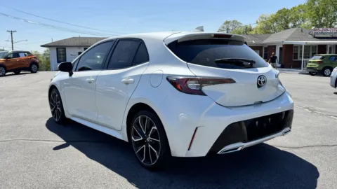 More photos of 2019 TOYOTA COROLLA SE at Hilltop Car Sales, TN