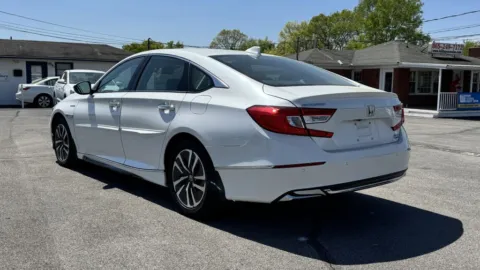 More photos of 2019 HONDA ACCORD TOURING HYBRID at Hilltop Car Sales, TN