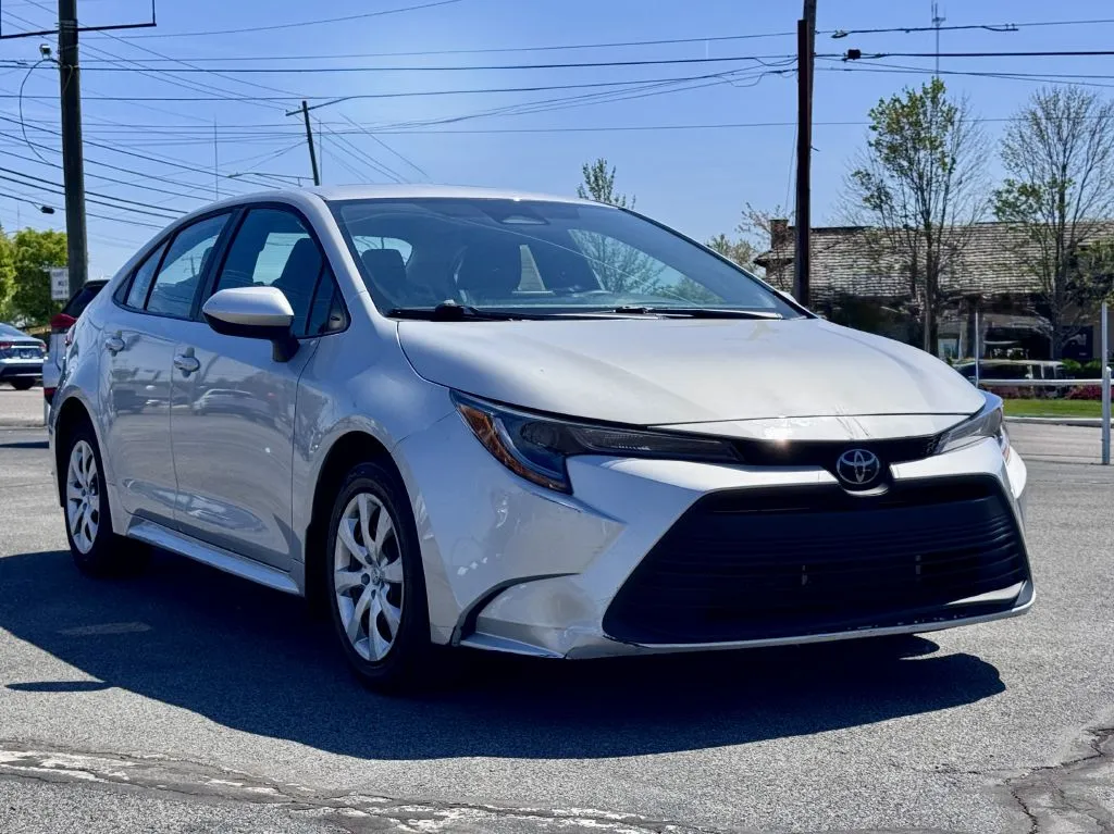 Silver 2024 TOYOTA COROLLA LE for sale in Knoxville, TN