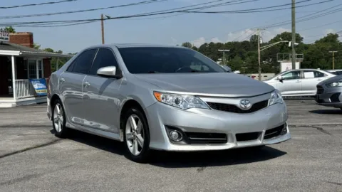 Photos of 2013 TOYOTA CAMRY SE for sale in Knoxville, TN at Hilltop Car Sales