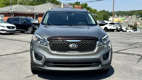 Photos of 2016 KIA SORENTO LX for sale in Knoxville, TN at Hilltop Car Sales