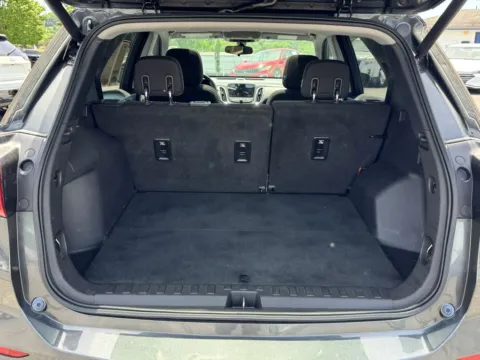 More photos of 2019 CHEVROLET EQUINOX LT at Hilltop Car Sales, TN